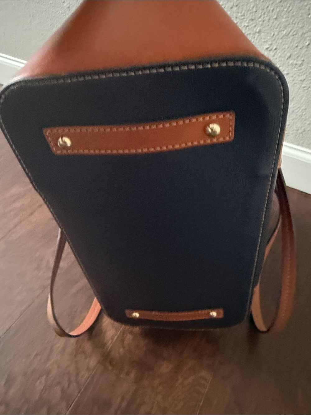 Vintage Dooney & Bourke Navy Tote with Tan Trim and Pink Interior - Picture 7 of 10